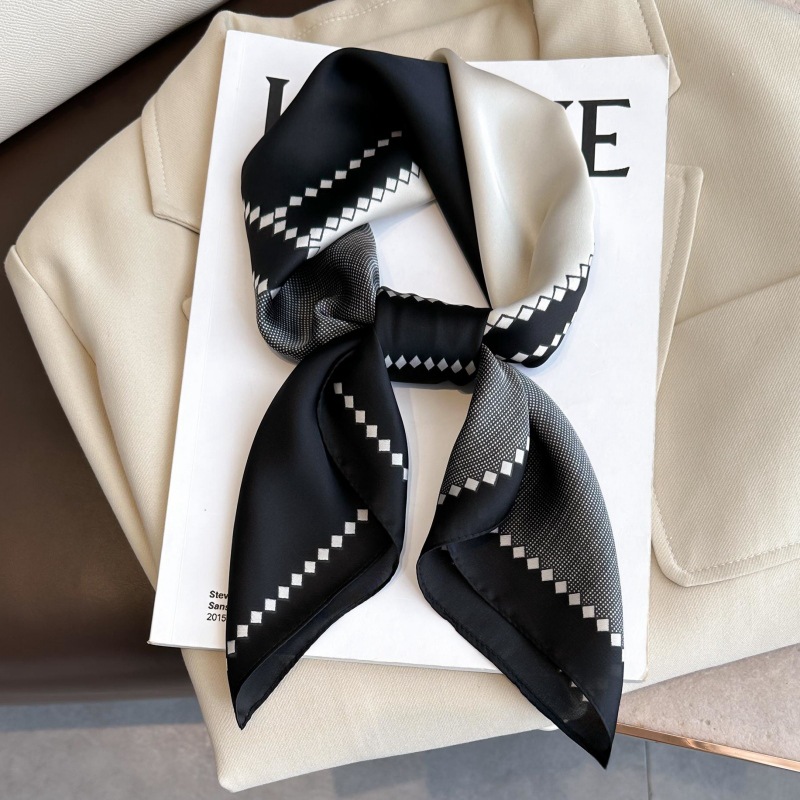 ใหม่หรูหรารูปแบบม้าผ้าไหมผ้าพั - Luxury Bags China บทวิจารณ์และราคา